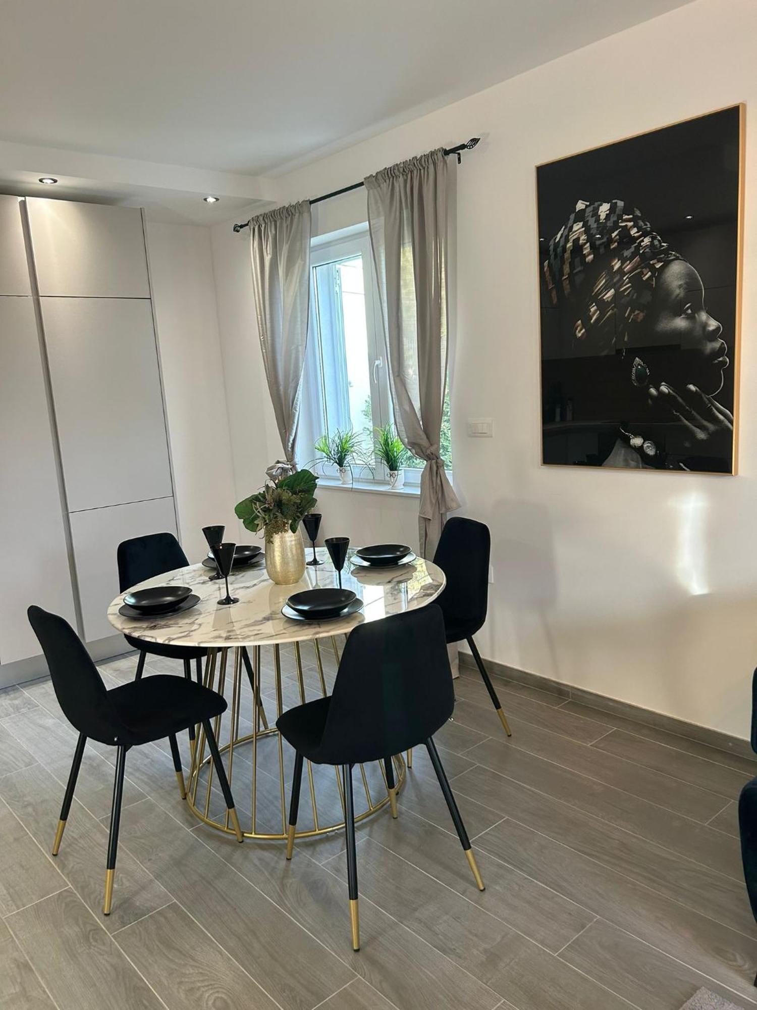 Apartment Penthouse Mira Makarska
